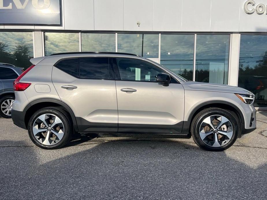 used 2024 Volvo XC40 car, priced at $35,436