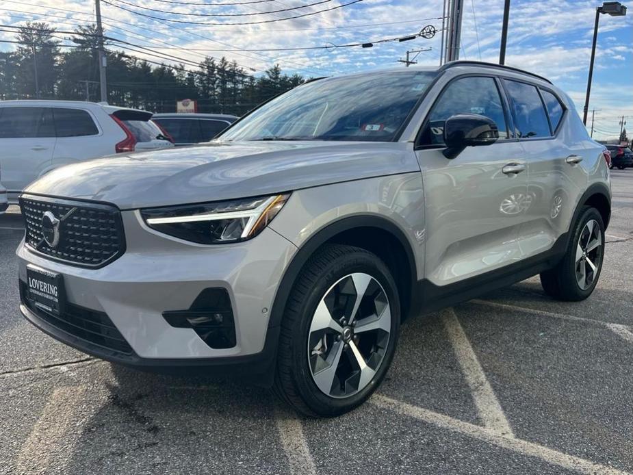 used 2024 Volvo XC40 car, priced at $35,436