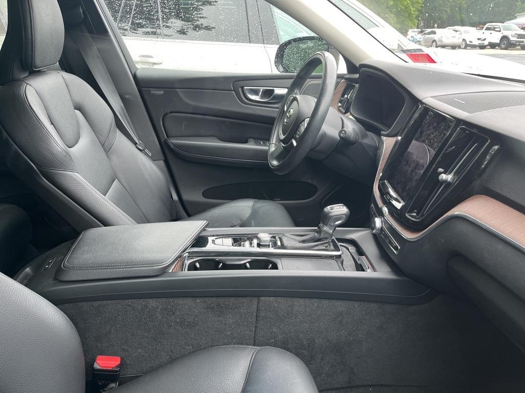 used 2021 Volvo XC60 car, priced at $27,442