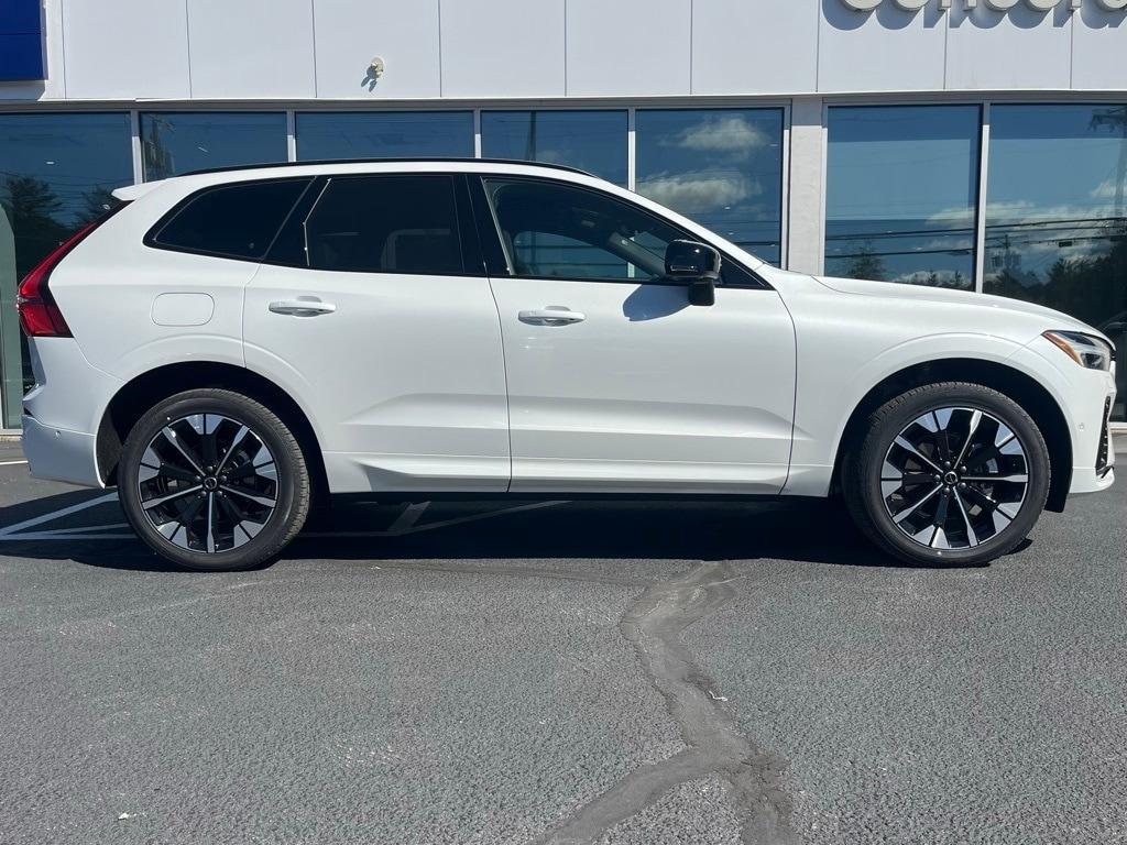 new 2026 Volvo XC60 car, priced at $57,985
