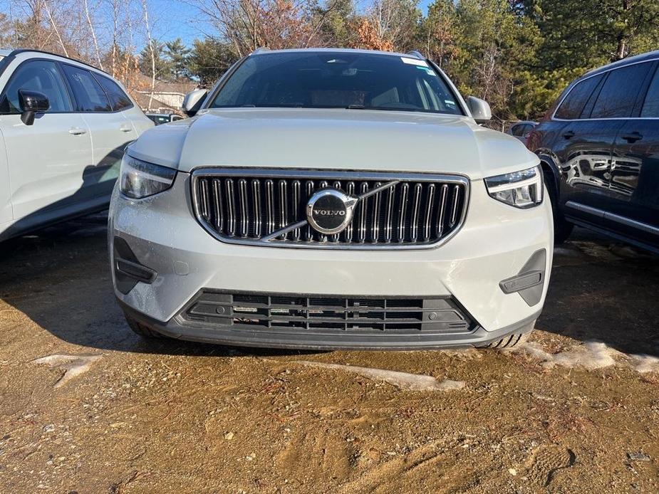 used 2024 Volvo XC40 car, priced at $32,724