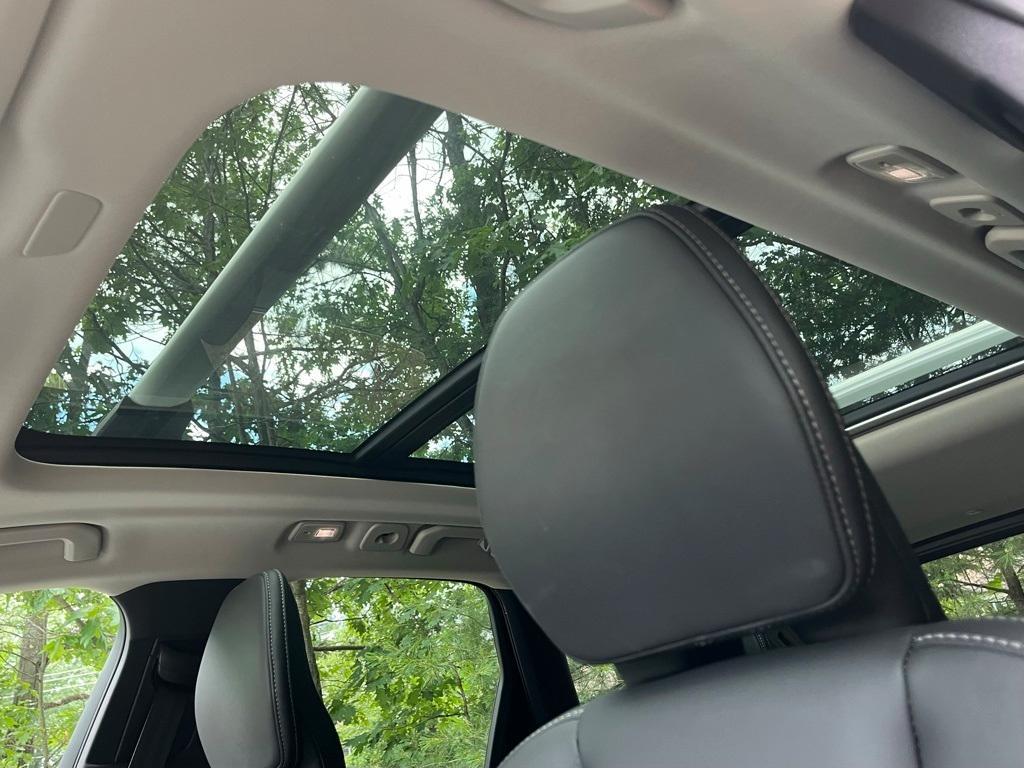 used 2022 Volvo XC60 car, priced at $41,410