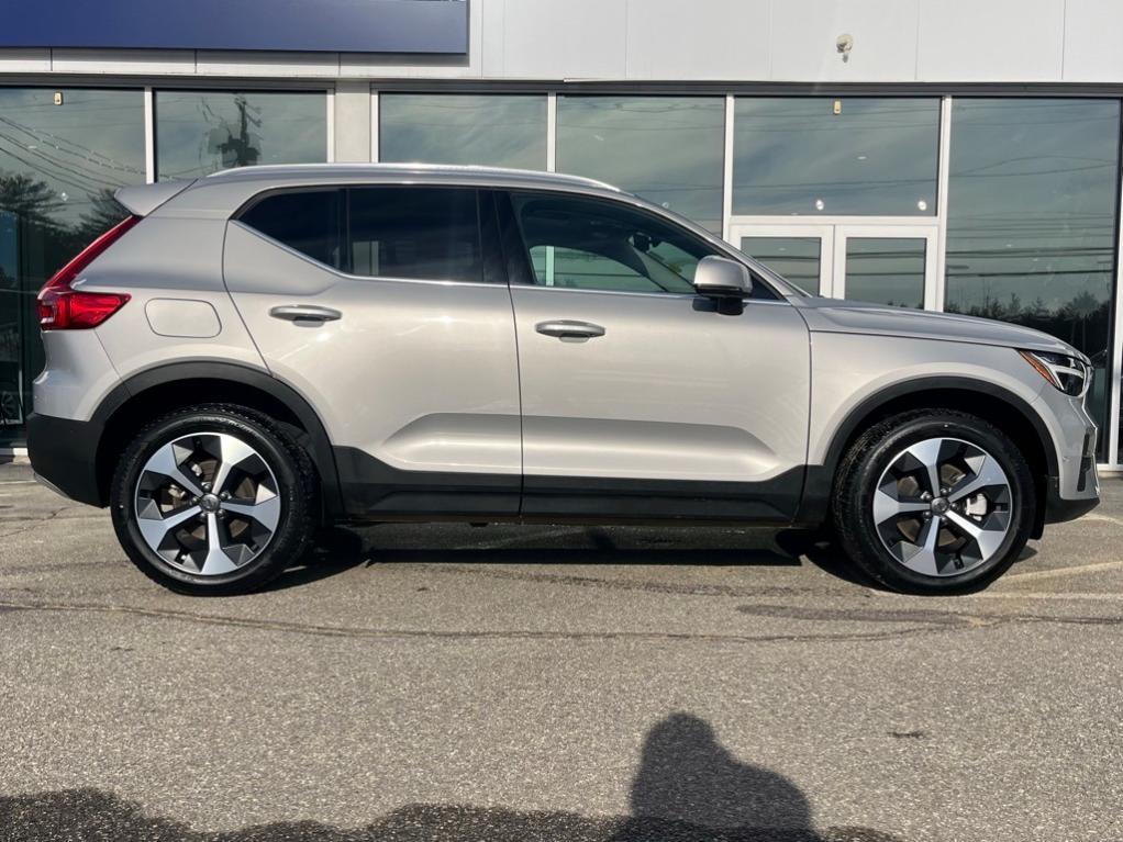 used 2024 Volvo XC40 car, priced at $35,805