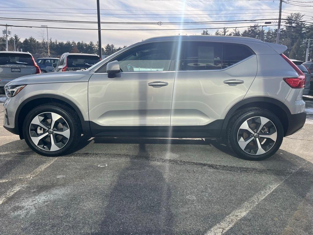 used 2024 Volvo XC40 car, priced at $35,805