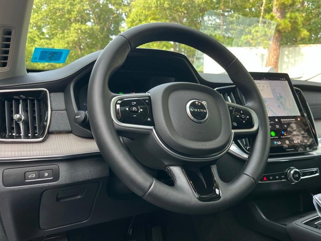 new 2025 Volvo XC90 Plug-In Hybrid car, priced at $80,273