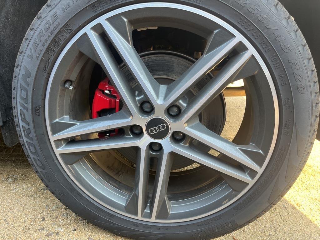 used 2024 Audi Q5 e car, priced at $50,988