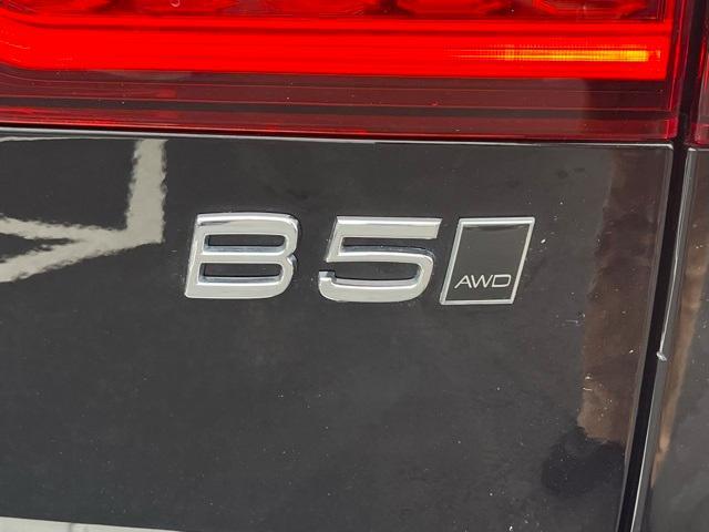 used 2024 Volvo V60 Cross Country car, priced at $45,351