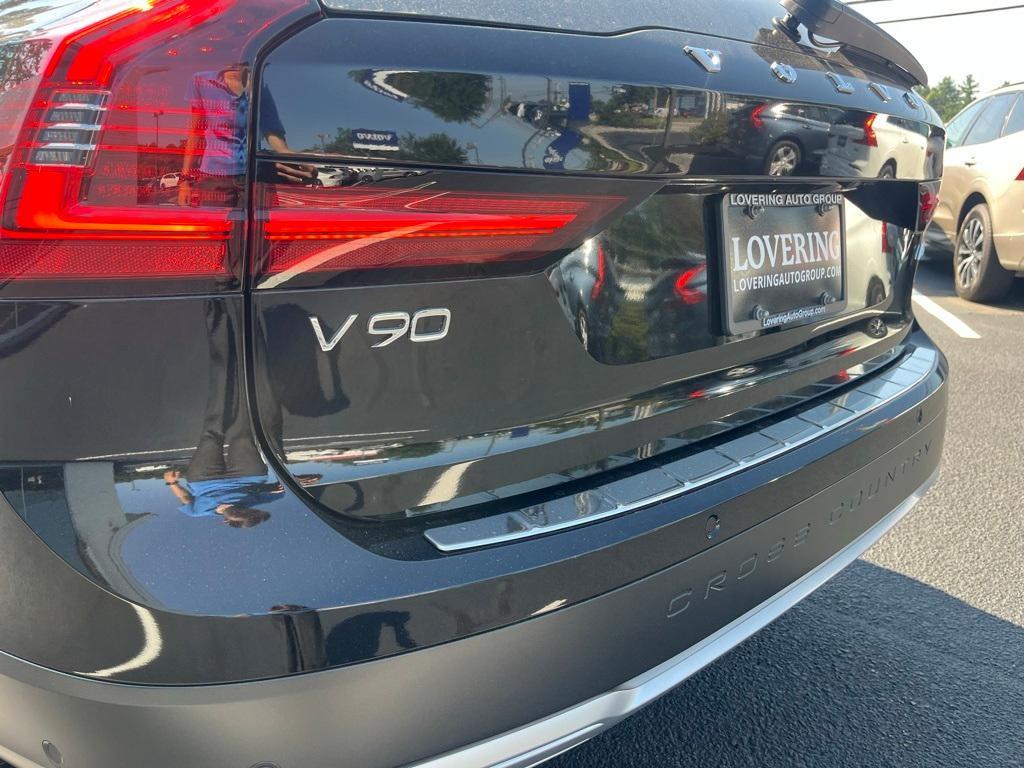 new 2026 Volvo V90 Cross Country car, priced at $72,620