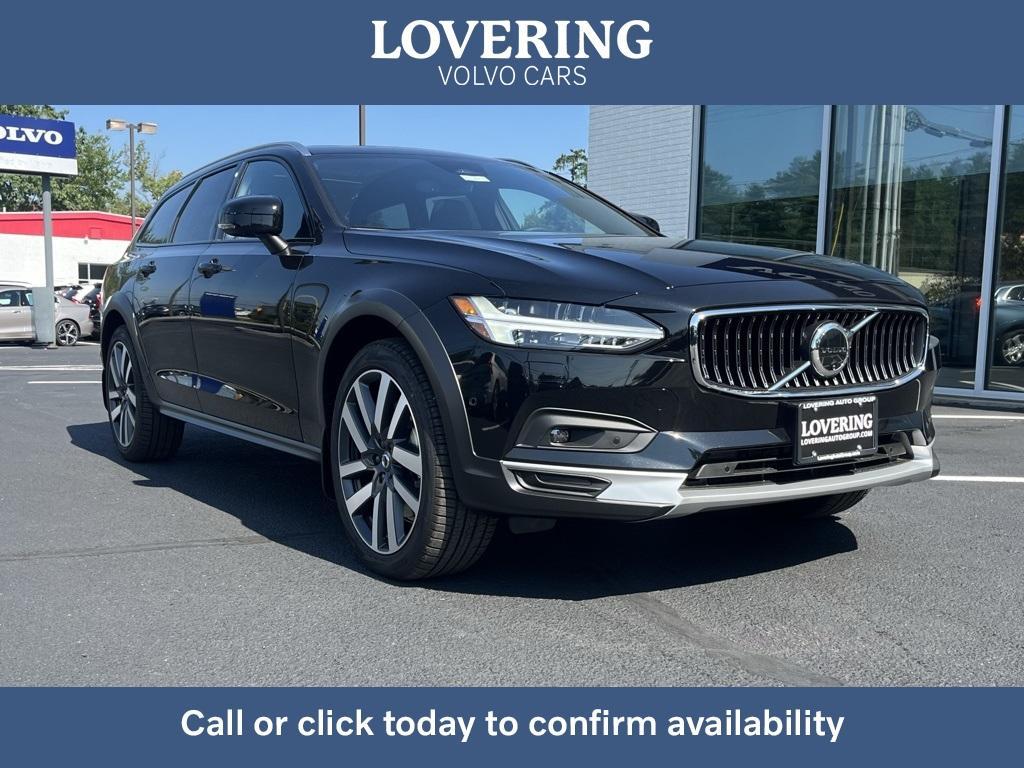 new 2026 Volvo V90 Cross Country car, priced at $72,620
