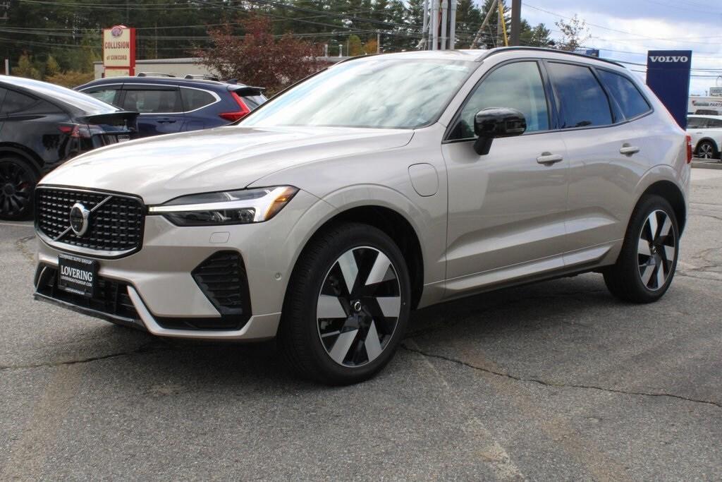 new 2025 Volvo XC60 Plug-In Hybrid car