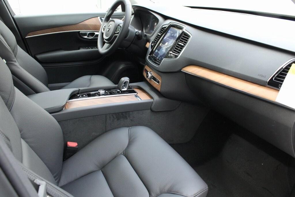 new 2025 Volvo XC90 car, priced at $63,265