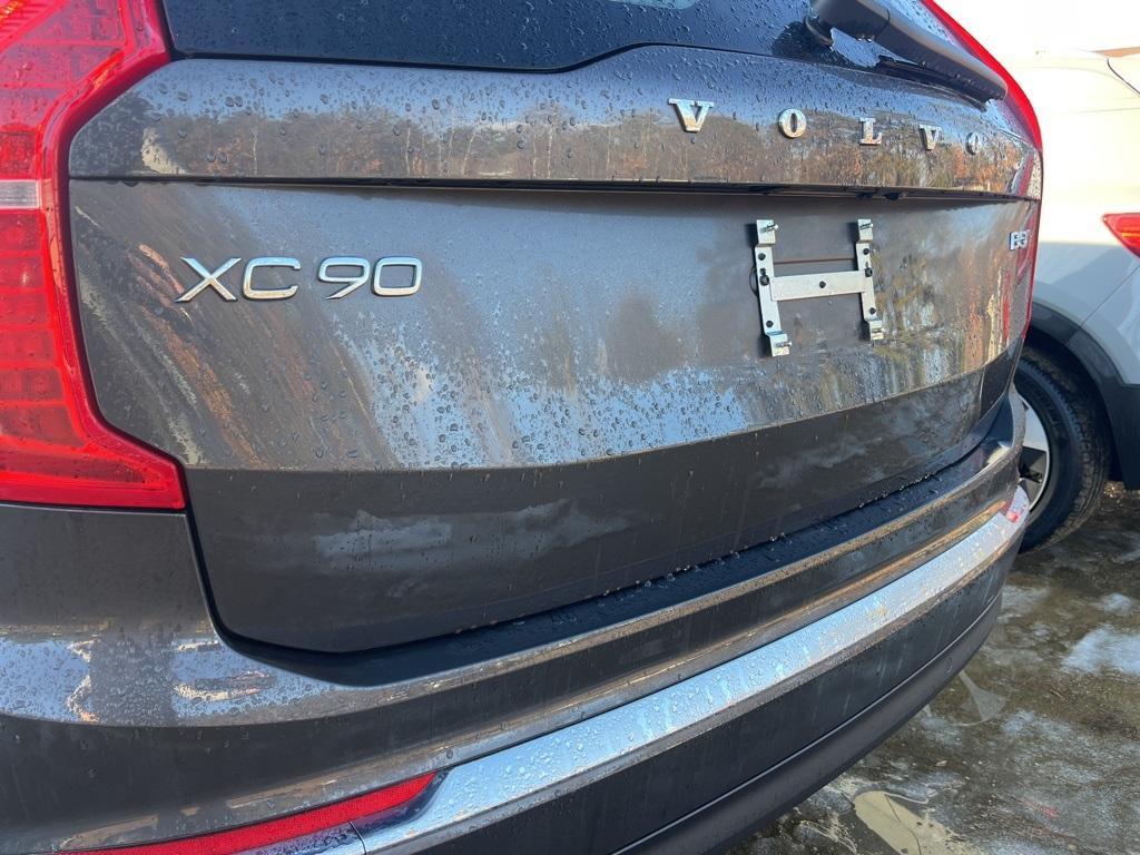 used 2024 Volvo XC90 car, priced at $43,405