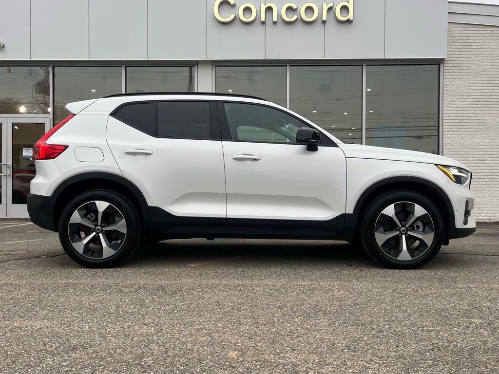 used 2024 Volvo XC40 car, priced at $34,650