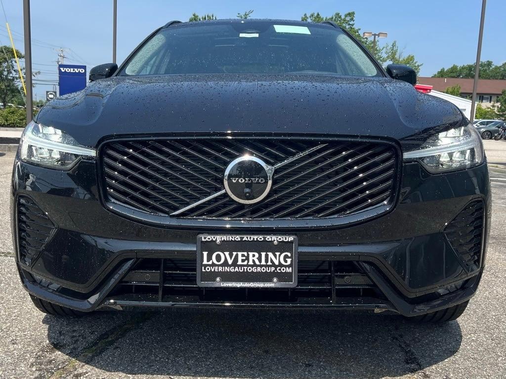 new 2026 Volvo XC60 car, priced at $57,985