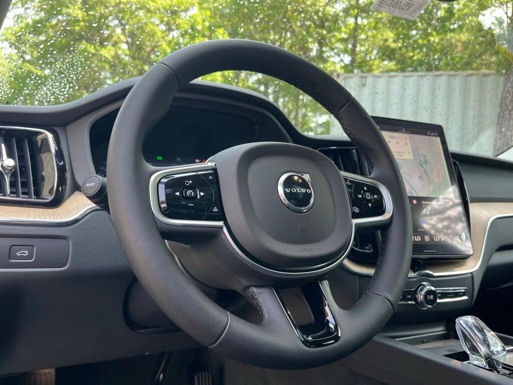 new 2026 Volvo XC60 car, priced at $57,985