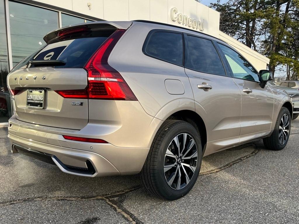 new 2025 Volvo XC60 car