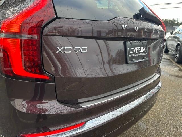 new 2025 Volvo XC90 Plug-In Hybrid car