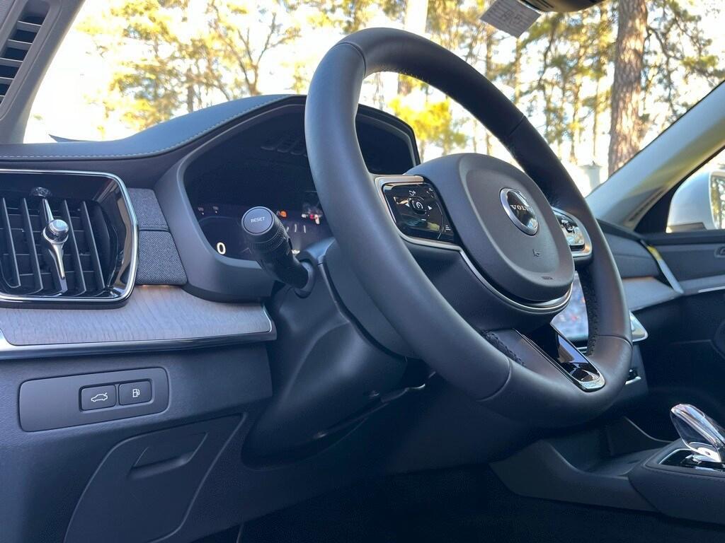 new 2025 Volvo XC90 Plug-In Hybrid car, priced at $82,405