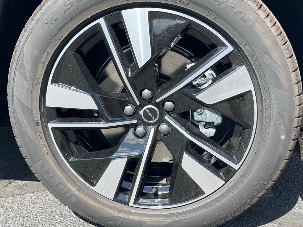 new 2026 Volvo XC60 car, priced at $58,360