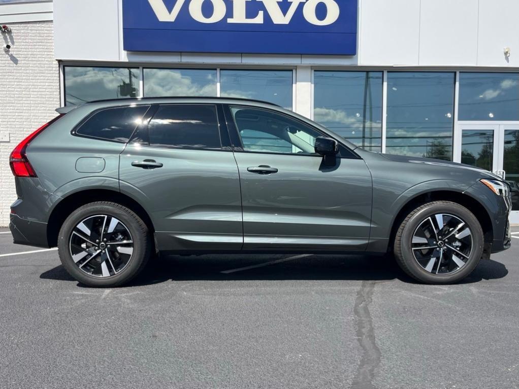 new 2026 Volvo XC60 car, priced at $58,360