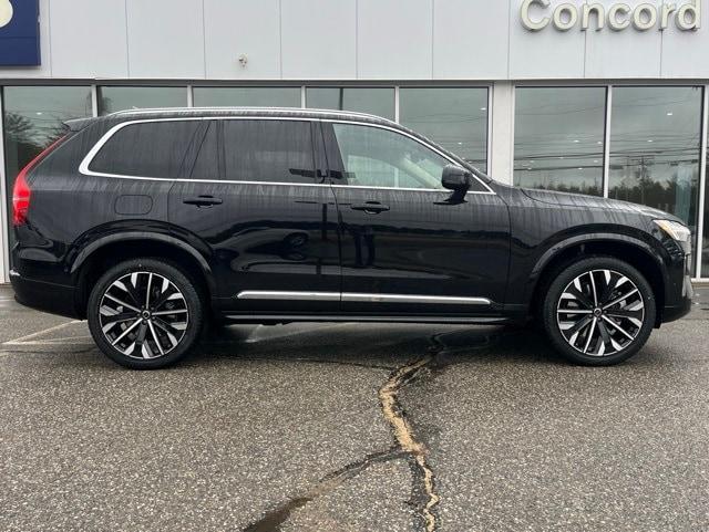 new 2025 Volvo XC90 Plug-In Hybrid car