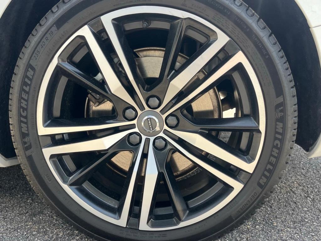 used 2022 Volvo S60 Recharge Plug-In Hybrid car, priced at $29,704