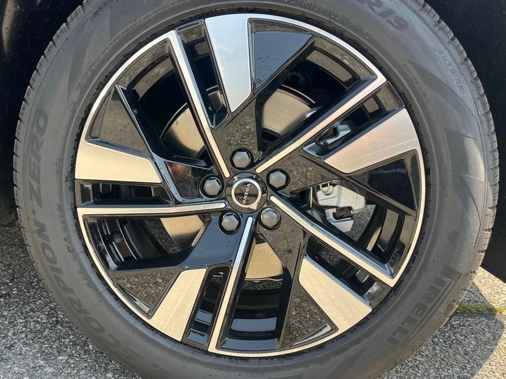 new 2026 Volvo XC60 car, priced at $53,760