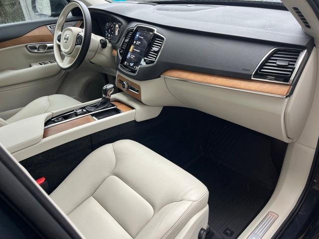 used 2022 Volvo XC90 car, priced at $38,461
