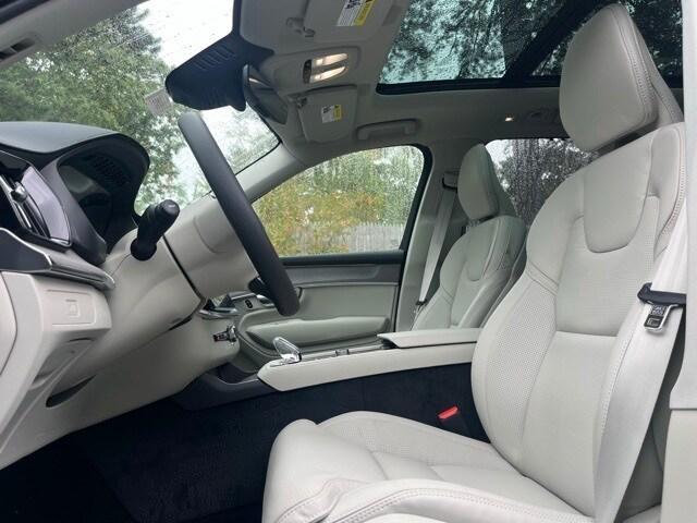 new 2026 Volvo XC90 car, priced at $75,155