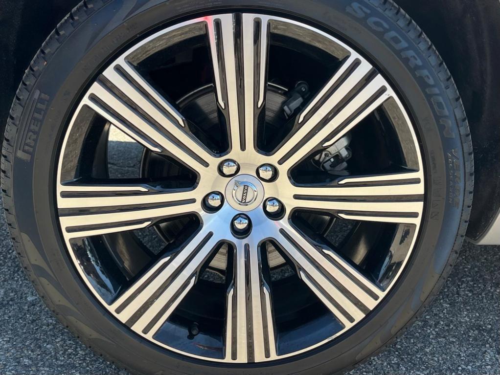 used 2024 Volvo XC90 Recharge Plug-In Hybrid car, priced at $66,216