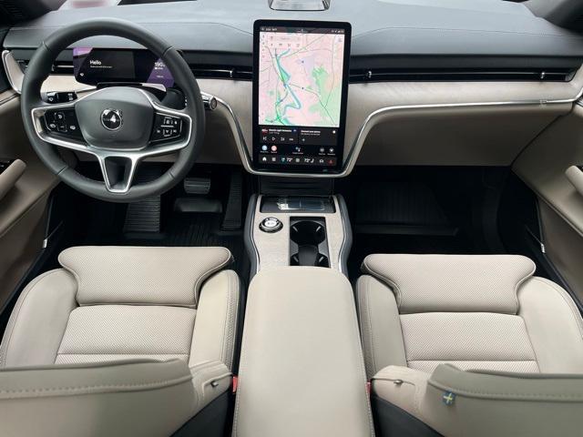 new 2025 Volvo EX90 car, priced at $82,327