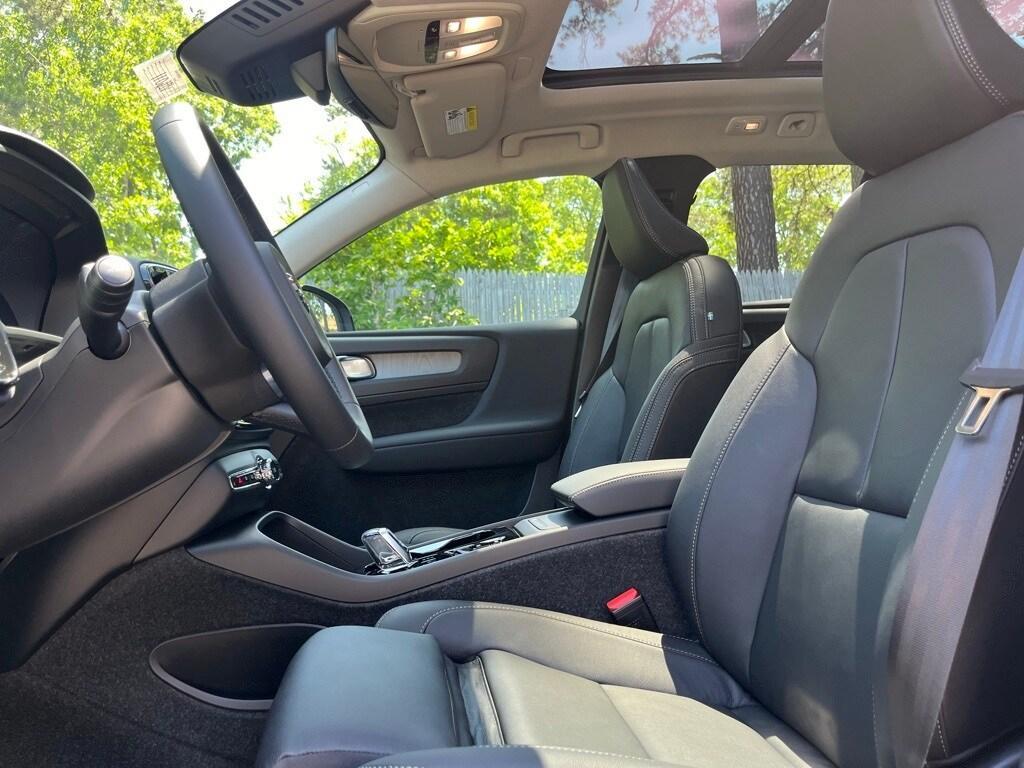 new 2026 Volvo XC40 car, priced at $50,150