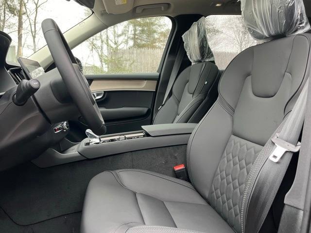 new 2025 Volvo XC90 car