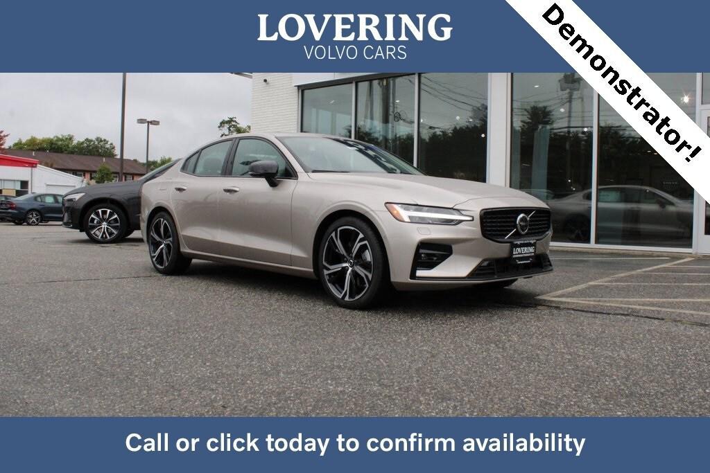 new 2025 Volvo S60 car