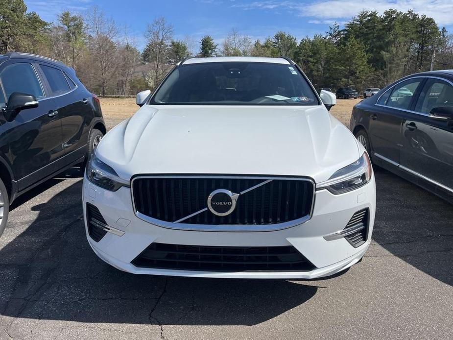 used 2022 Volvo XC60 car, priced at $37,905