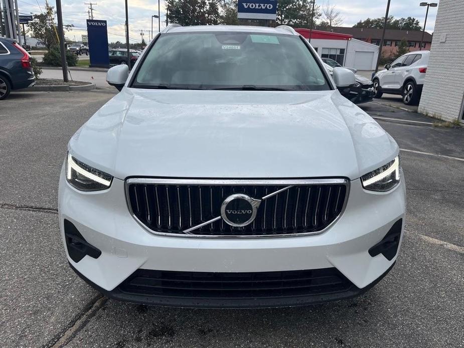 new 2024 Volvo XC40 car, priced at $48,805