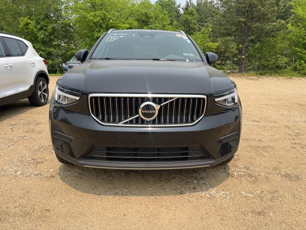 used 2025 Volvo XC40 car, priced at $34,943
