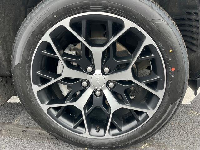 used 2022 Jeep Grand Cherokee 4xe car, priced at $37,977