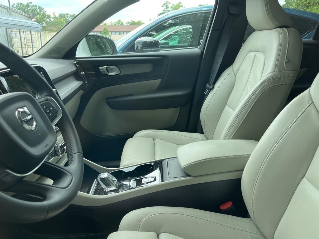 used 2024 Volvo XC40 car, priced at $34,187