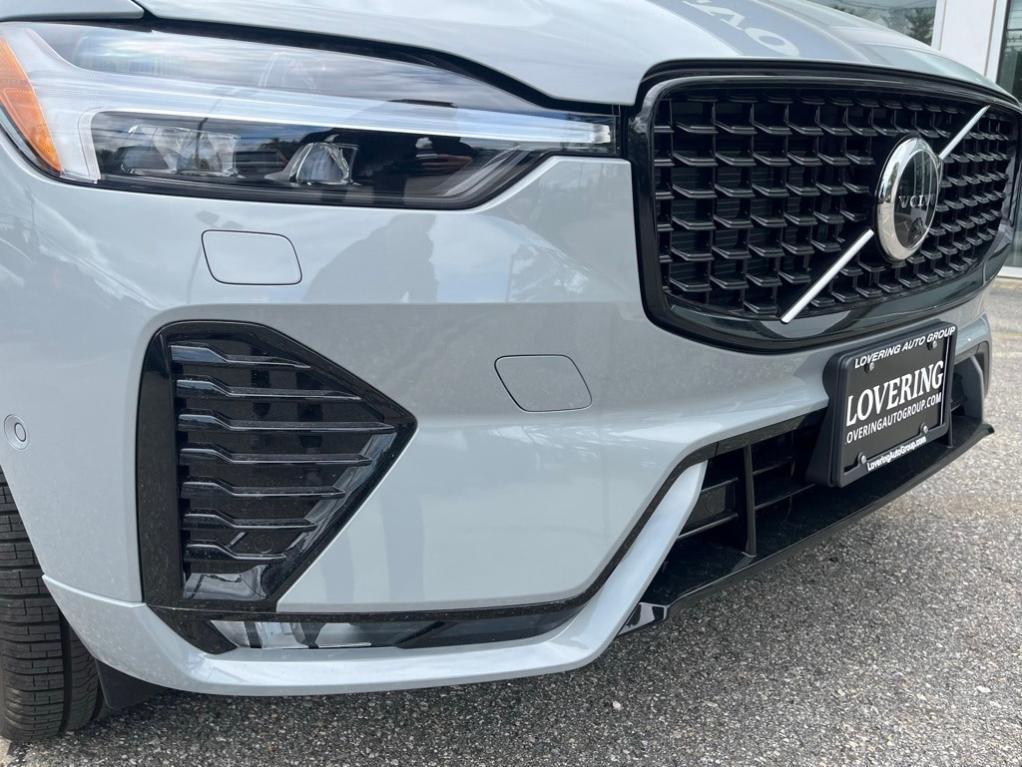 new 2025 Volvo XC60 car