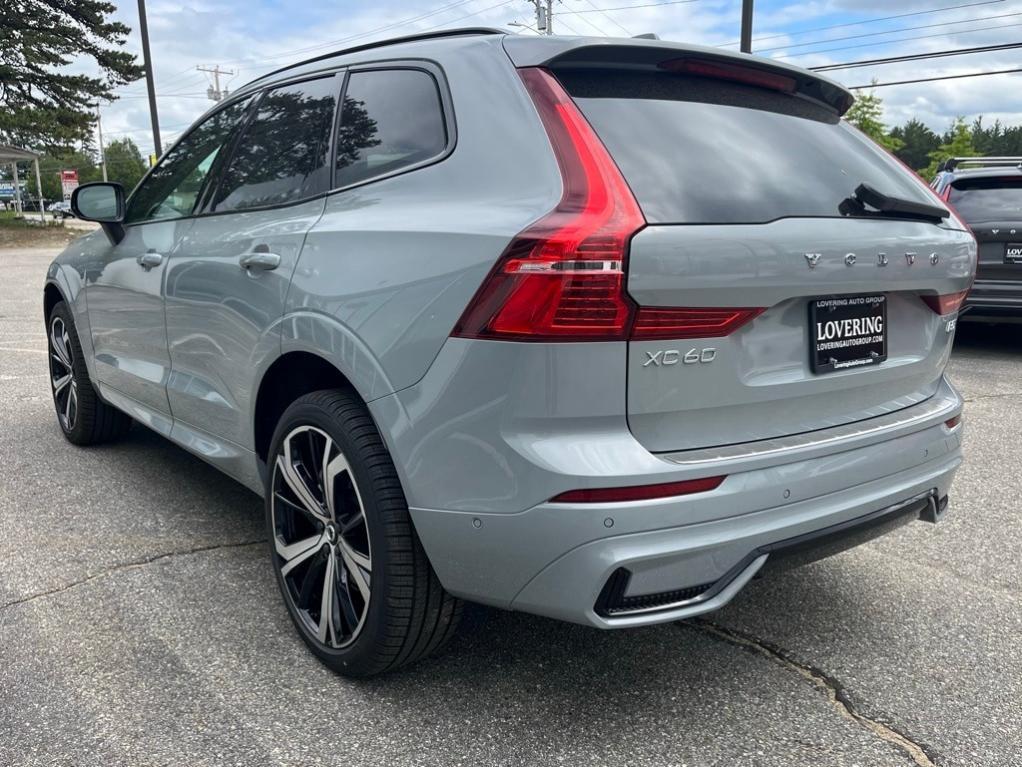 new 2025 Volvo XC60 car