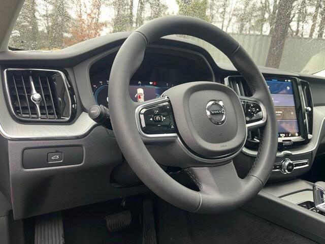 new 2025 Volvo XC60 car, priced at $54,335