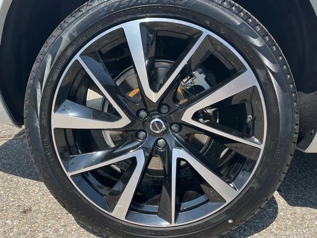 used 2024 Volvo XC90 car, priced at $53,988