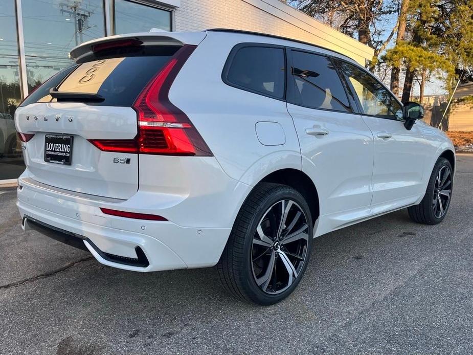 new 2025 Volvo XC60 car