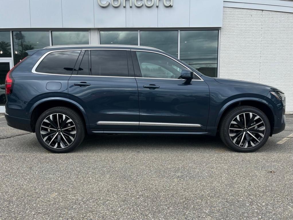 new 2025 Volvo XC90 car