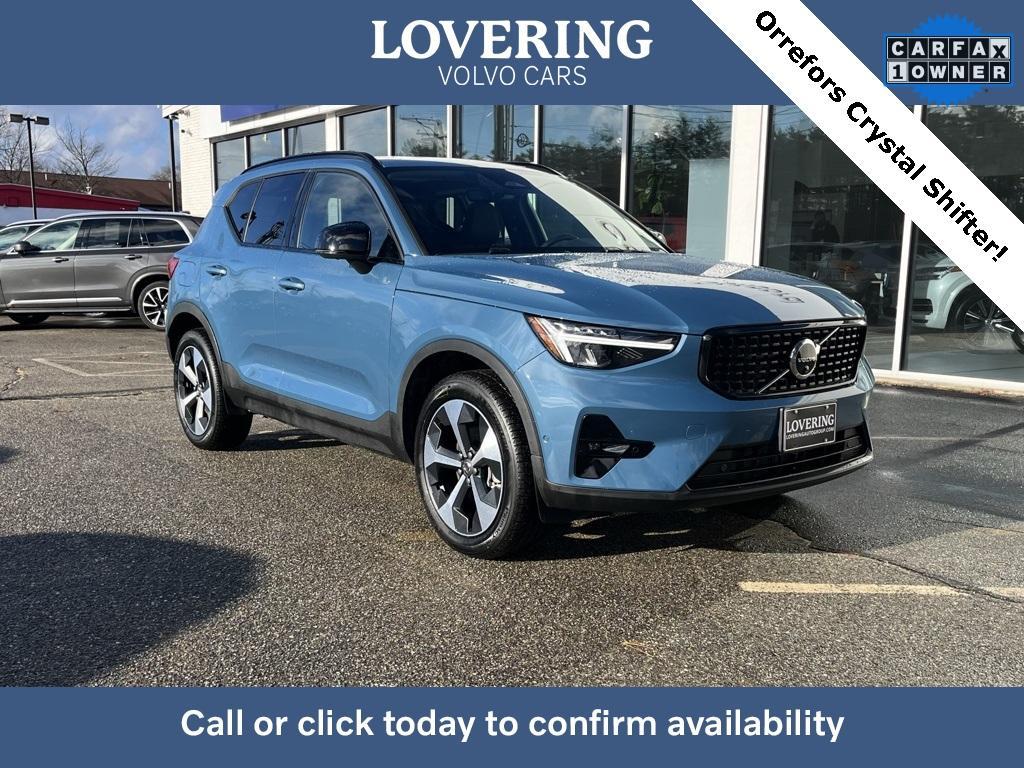 used 2024 Volvo XC40 car, priced at $35,647