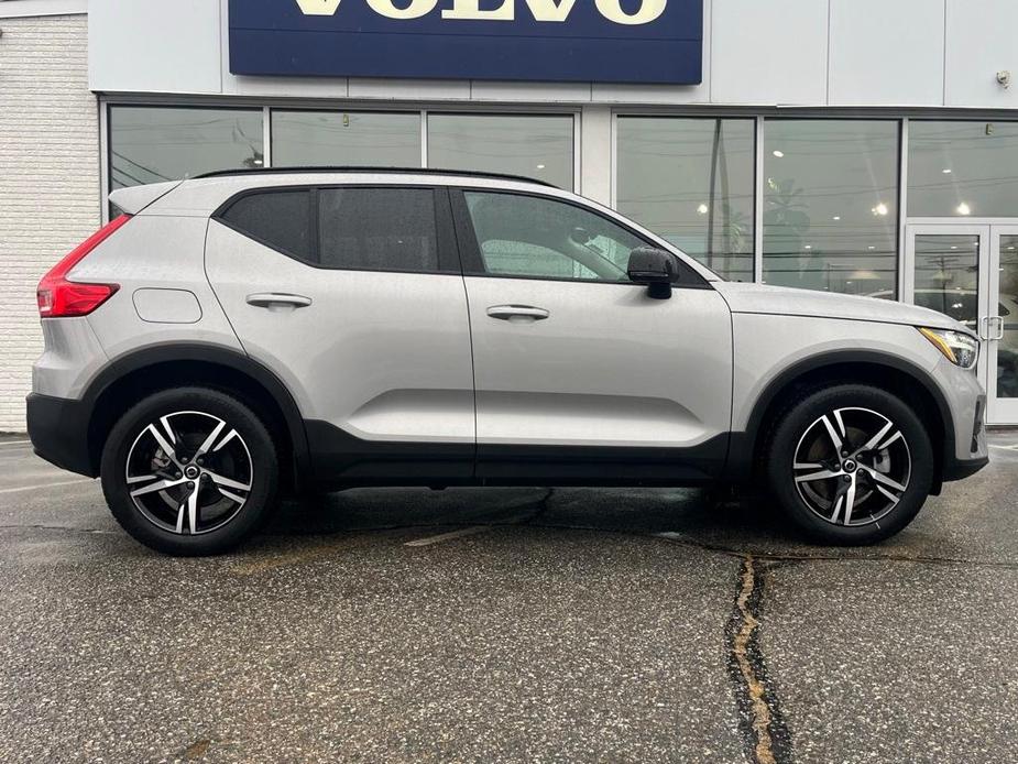 used 2024 Volvo XC40 car, priced at $32,302