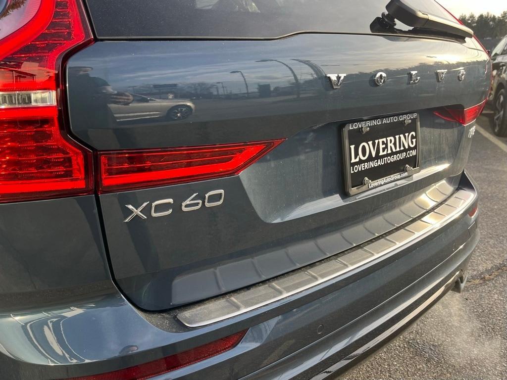 new 2025 Volvo XC60 Plug-In Hybrid car