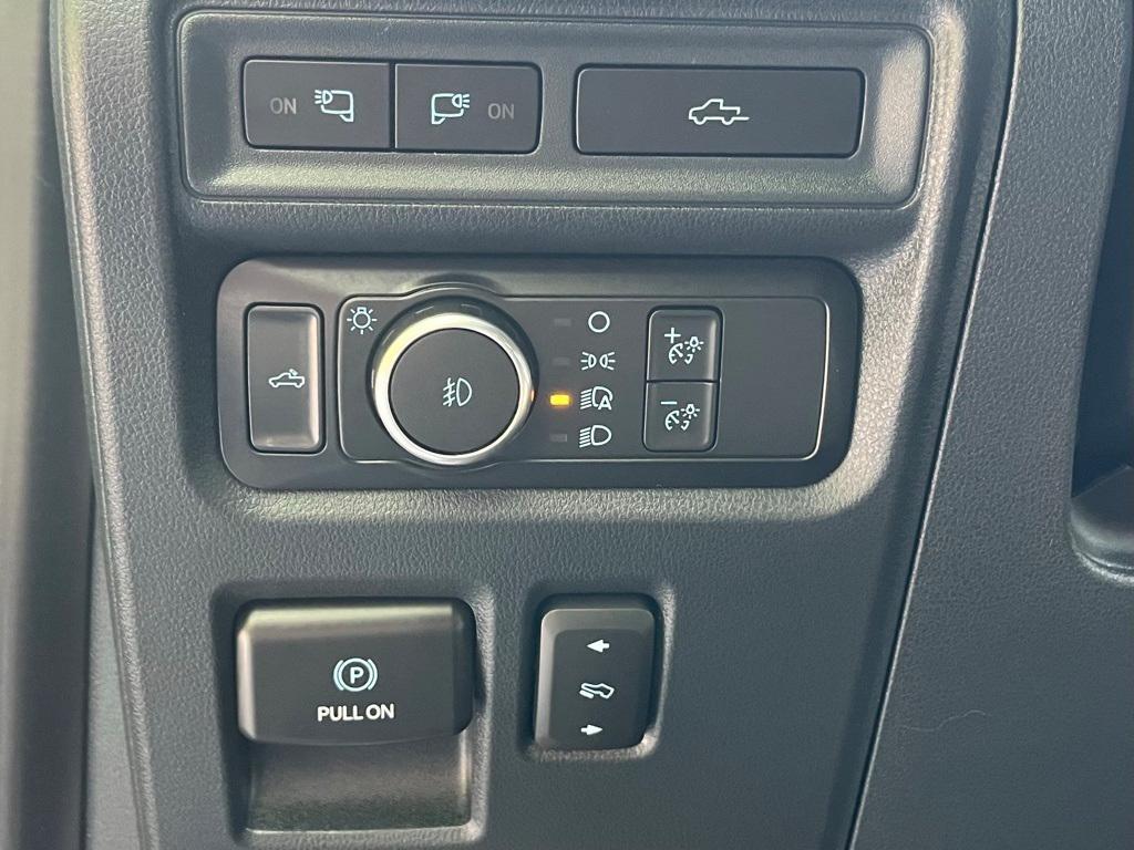 used 2021 Ford F-150 car, priced at $40,977