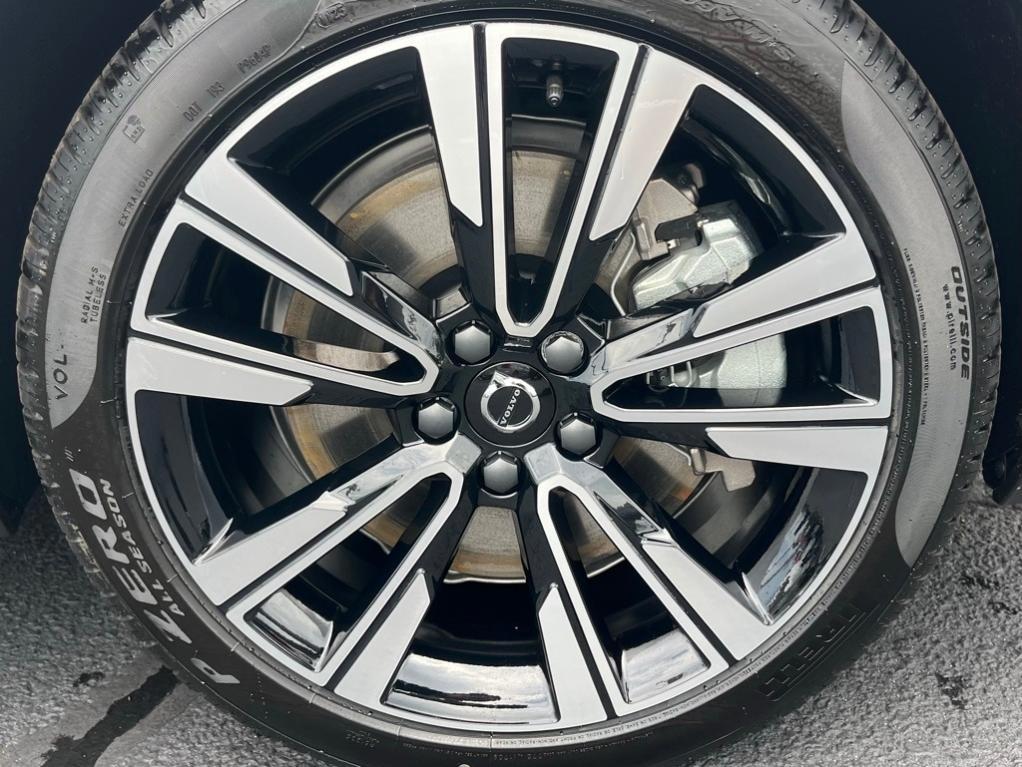 new 2026 Volvo V60 Cross Country car, priced at $62,145